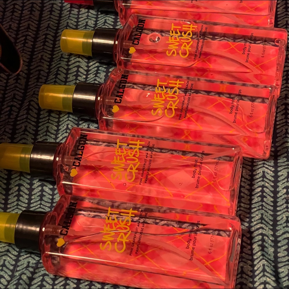 Calgon Sweet crush full size all over body spray